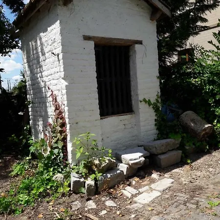 Guest house La Cave Au Chat'pitre 'le Fenil'