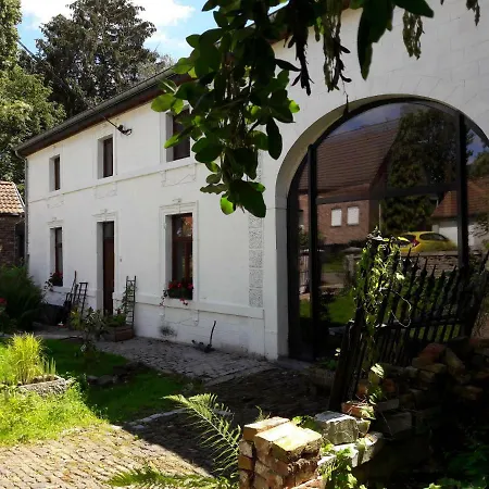 La Cave Au Chat'pitre 'le Fenil' Villers-le-Bouillet